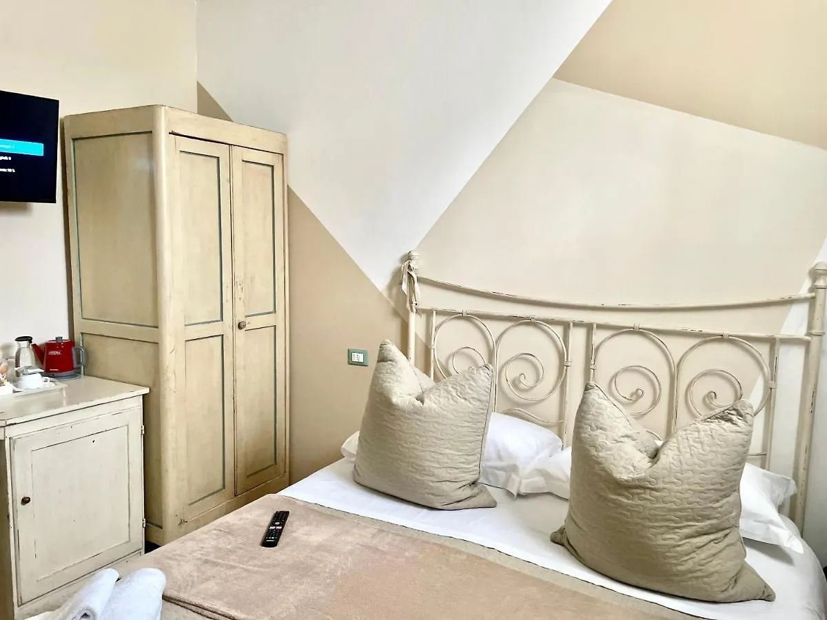 Soggiorno Pezzati Floransa 3*,  İtalya